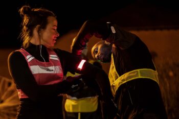 Rogelli LED narukvica crvena - Image 4