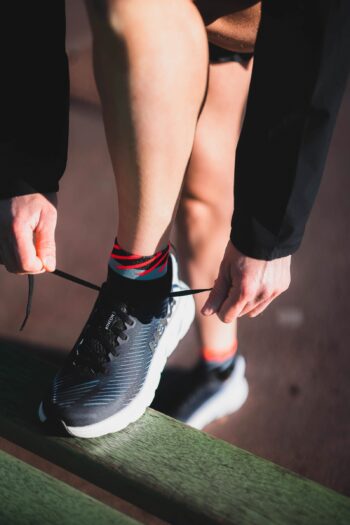 INCYLENCE čarape RUNNING DISRUPTS SHORT BLACK/INFERNO - Image 4