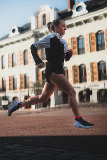 INCYLENCE čarape RUNNING DISRUPTS SHORT BLACK/INFERNO - Image 6