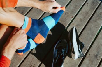 INCYLENCE čarape ULTRALIGHT STRIDES SHORT NAVY/INFERNO - Image 4