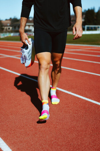 INCYLENCE čarape ULTRALIGHT STRIDES SHORT WHITE/CANARY - Image 3