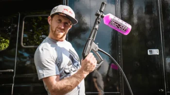 Muc-Off Komplet sa peračem pod pritiskom u velikoj kutiji (uklj. tečnost) - Image 3